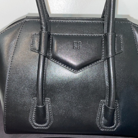 GIVENCHY MINI ANTIGONA LOCK BAG 2021 - Picture 6 of 12